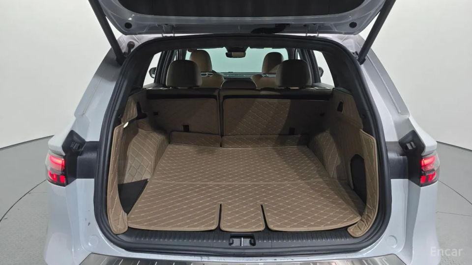 Renault-KoreaSamsung Grand Koleos
