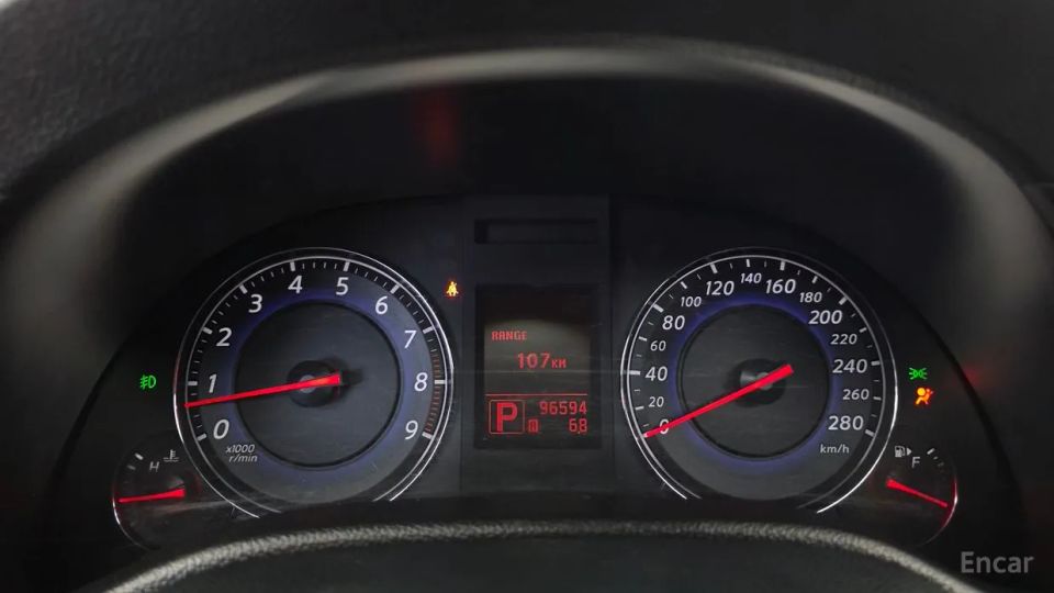 Infiniti G