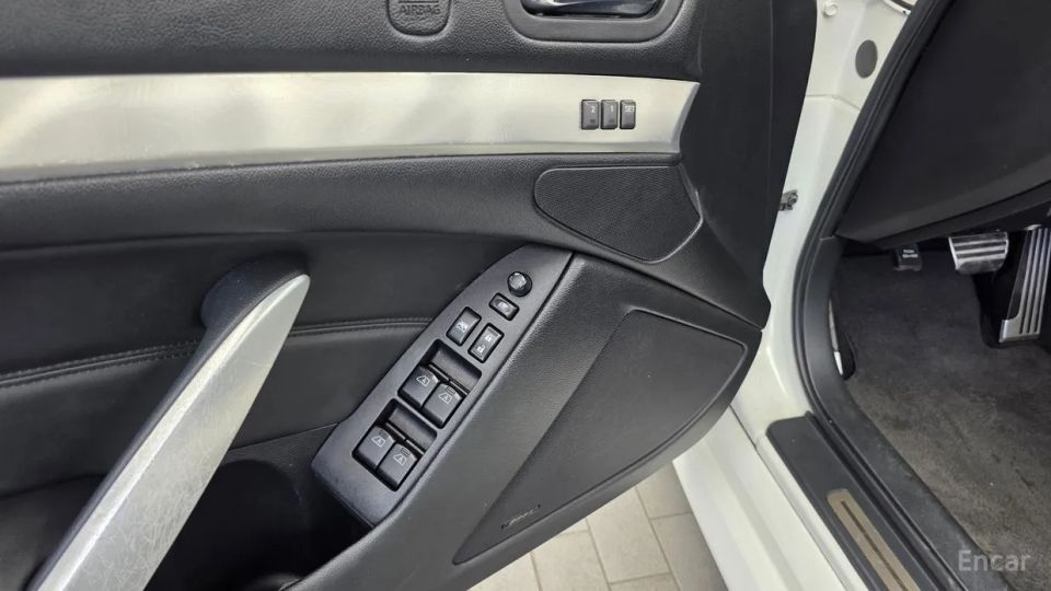 Infiniti G