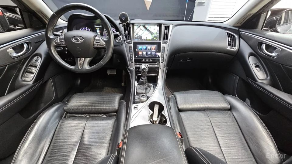 Infiniti Q50