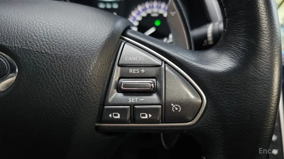 Infiniti Q50