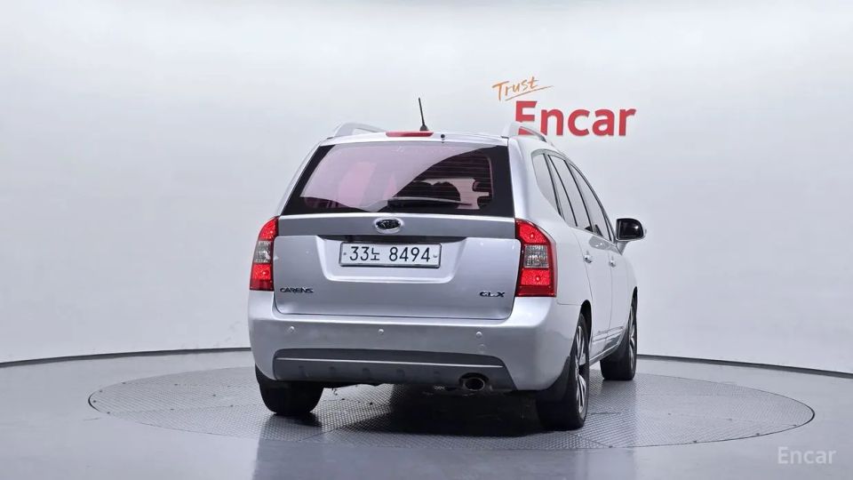 Kia Carens