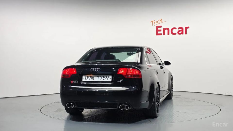 Audi RS4