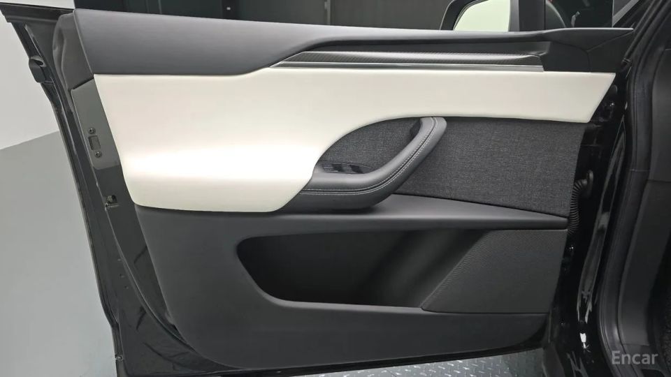Tesla model-x