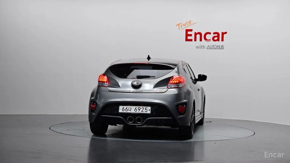 Hyundai Veloster