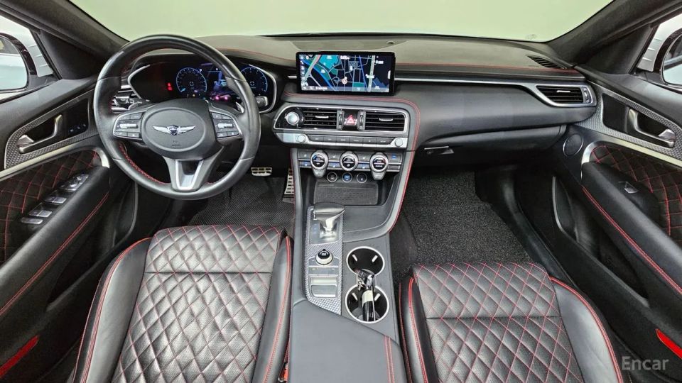 Genesis G70