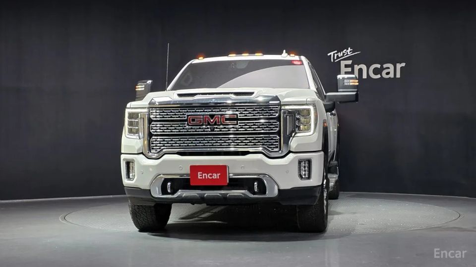 GMC Sierra