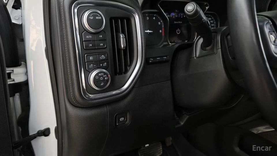GMC Sierra