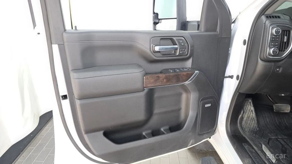 GMC Sierra