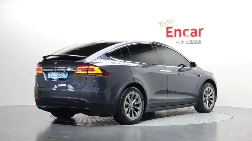 Tesla model-x