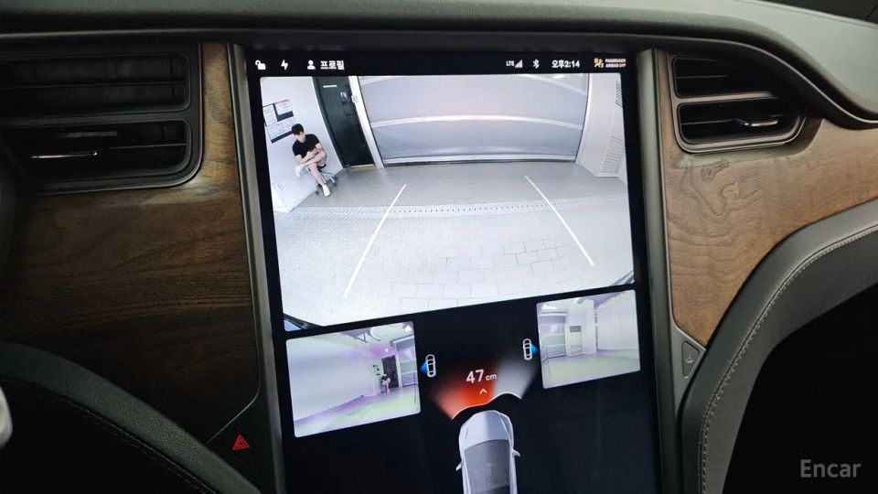 Tesla model-x