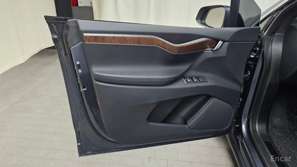 Tesla model-x