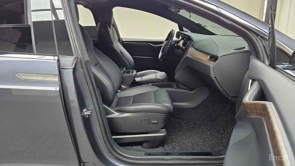 Tesla model-x