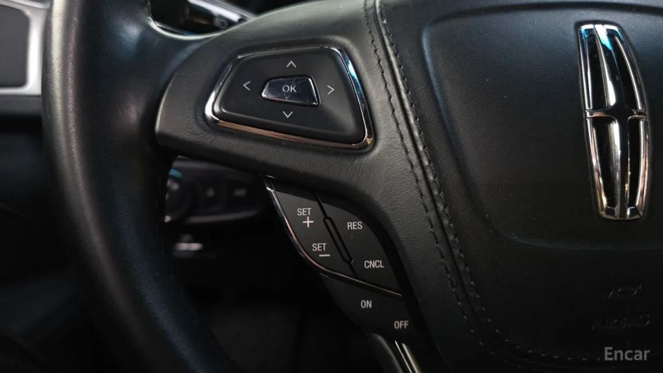 Lincoln MKZ