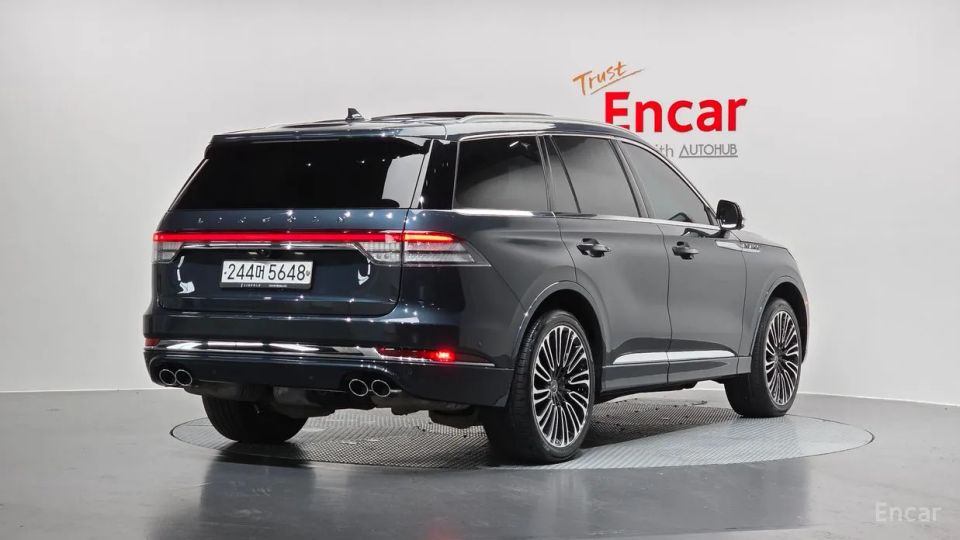 Lincoln Aviator