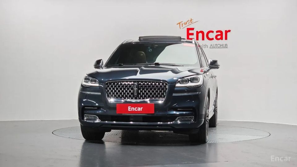 Lincoln Aviator