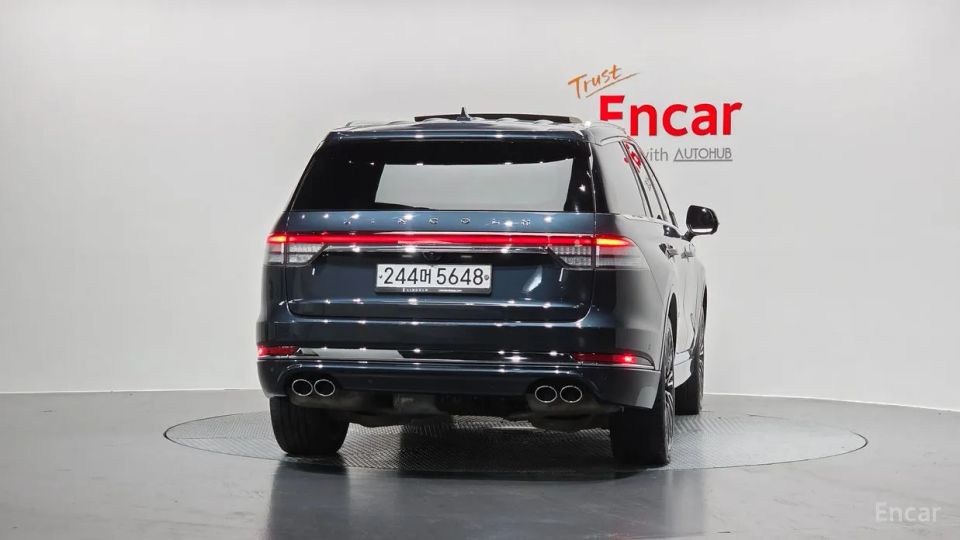 Lincoln Aviator