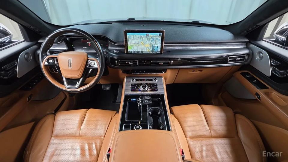 Lincoln Aviator