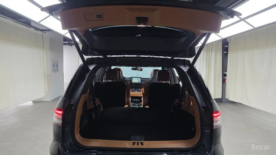Lincoln Aviator