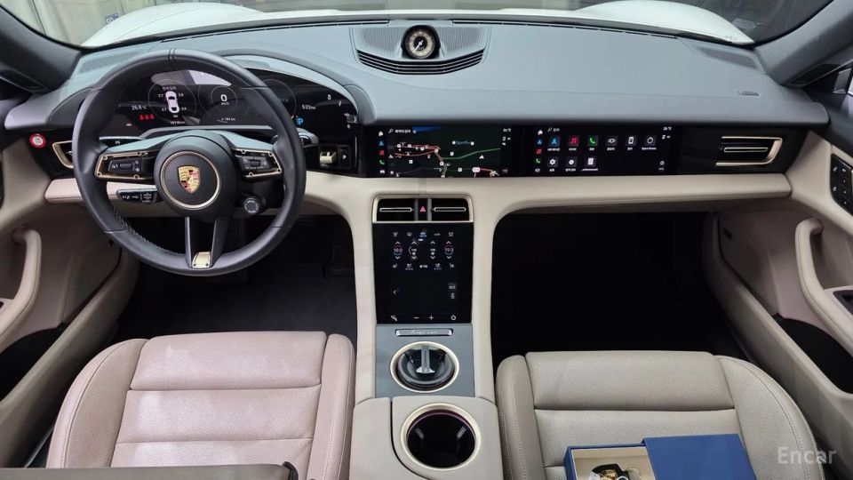 Porsche Taycan