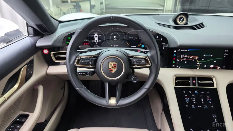 Porsche Taycan