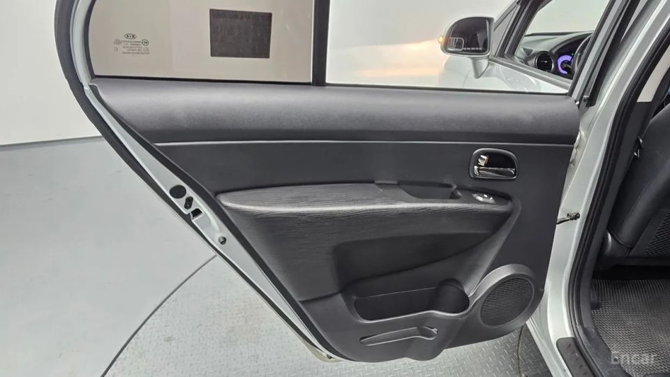Kia Carens