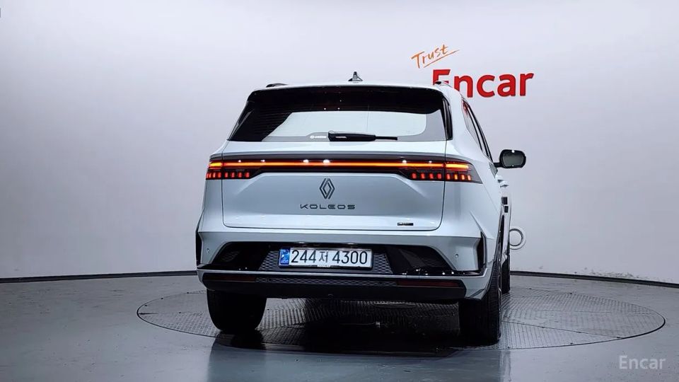 Renault-KoreaSamsung Grand Koleos