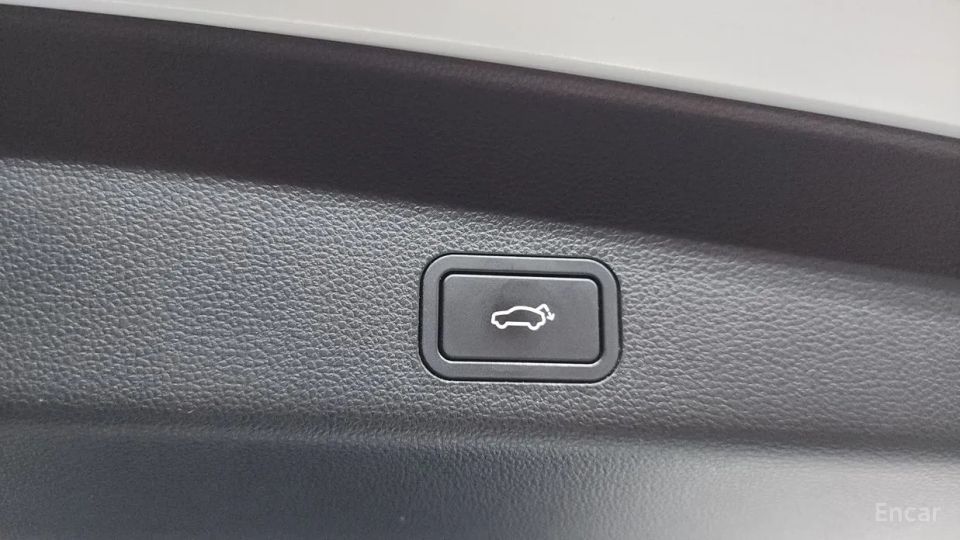 Renault-KoreaSamsung Grand Koleos