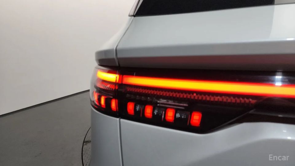Renault-KoreaSamsung Grand Koleos