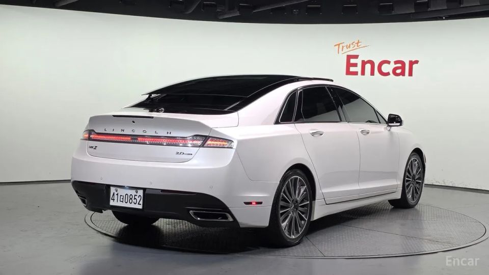 Lincoln MKZ