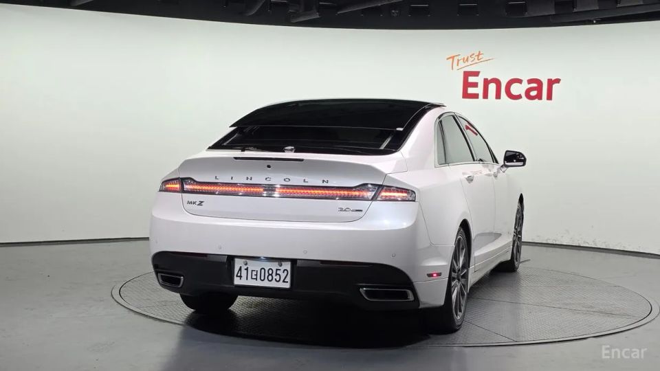 Lincoln MKZ