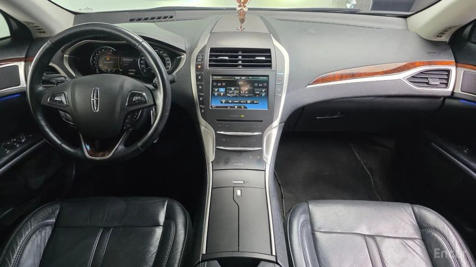 Lincoln MKZ