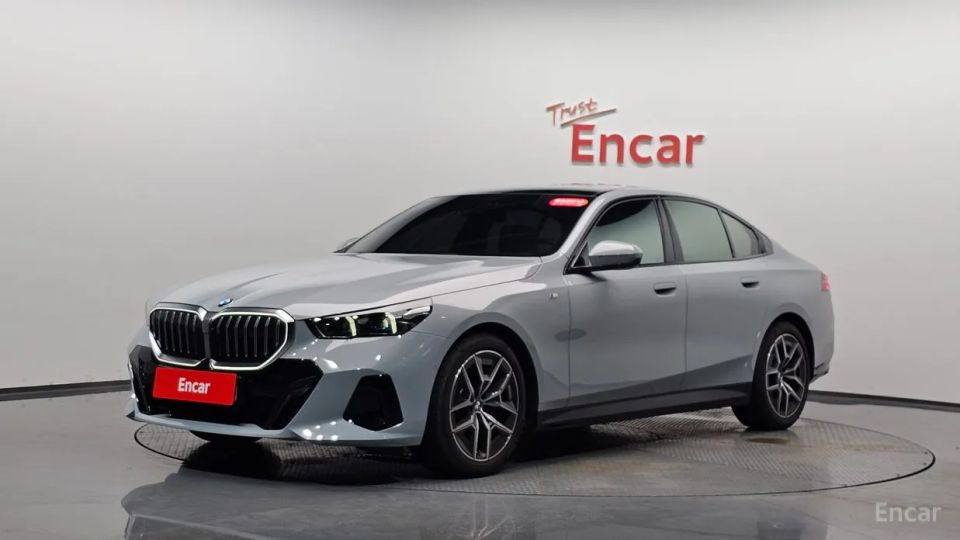 BMW 5-series