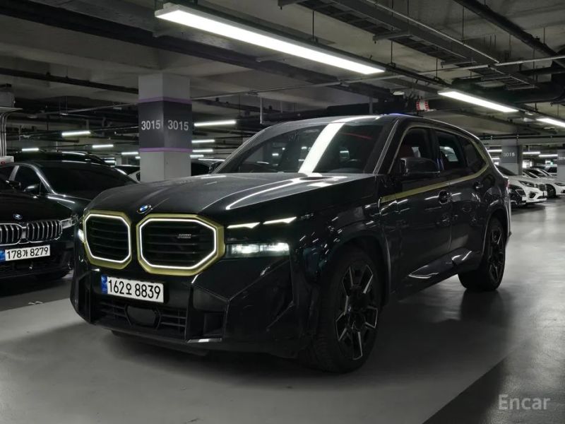 BMW XM