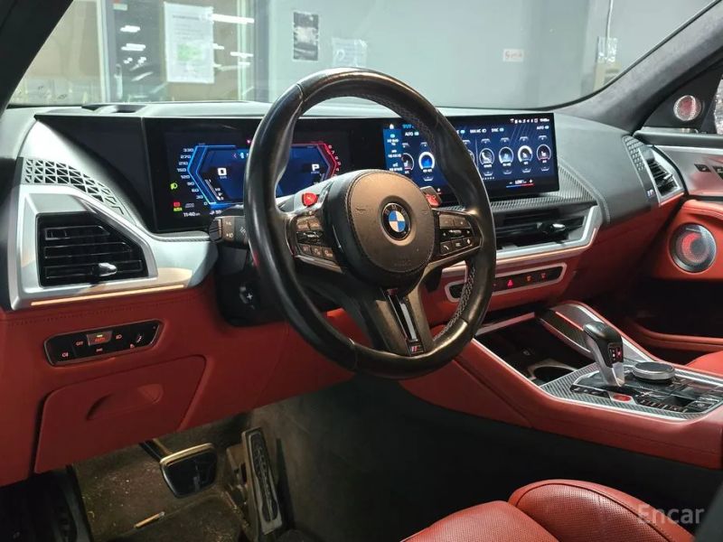 BMW XM