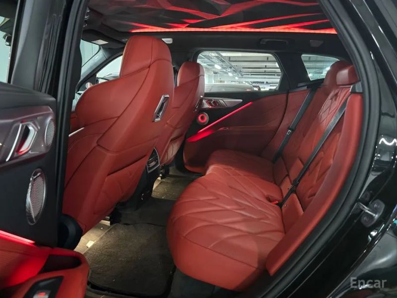 BMW XM
