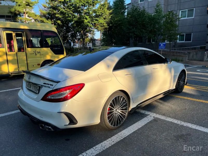 Mercedes-Benz CLS-Class
