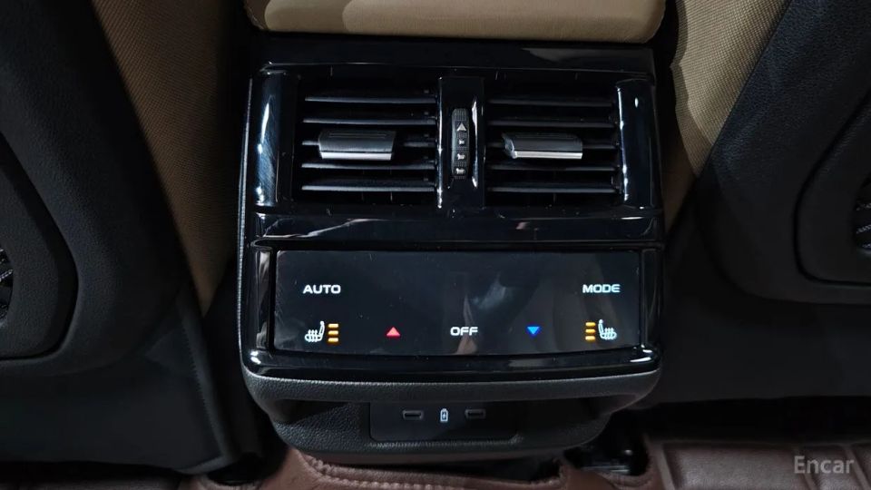 Renault-KoreaSamsung Grand Koleos