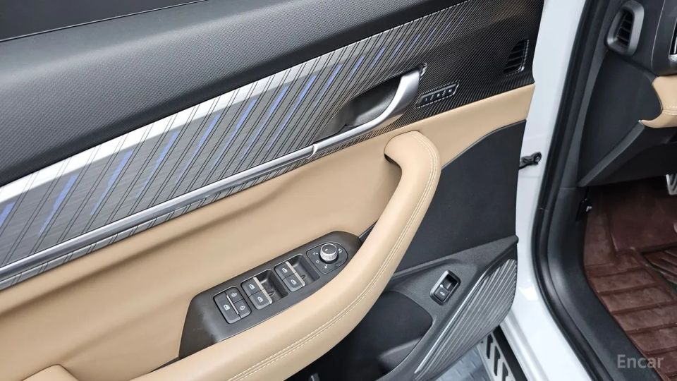 Renault-KoreaSamsung Grand Koleos