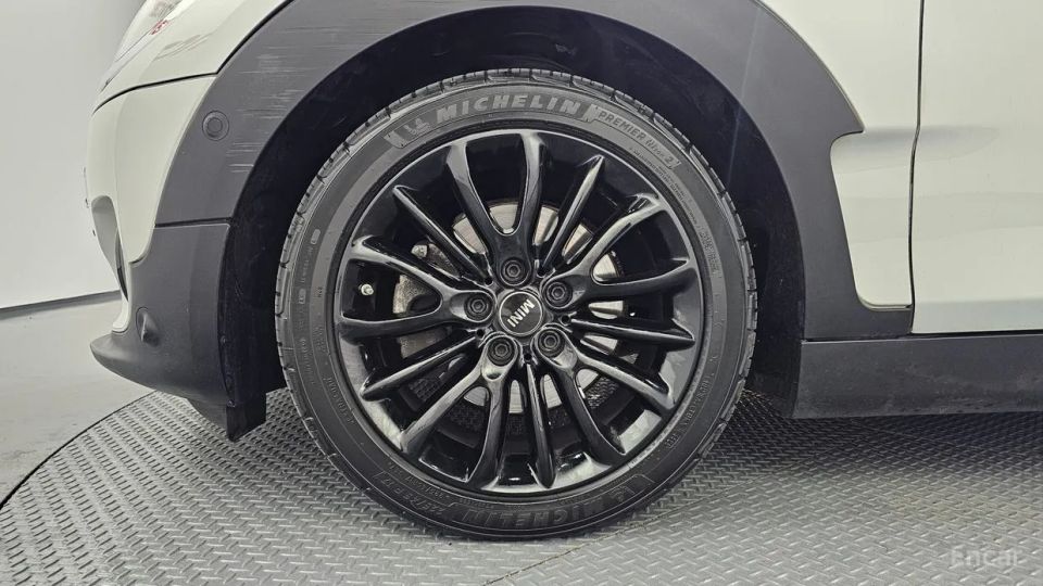 Mini clubman