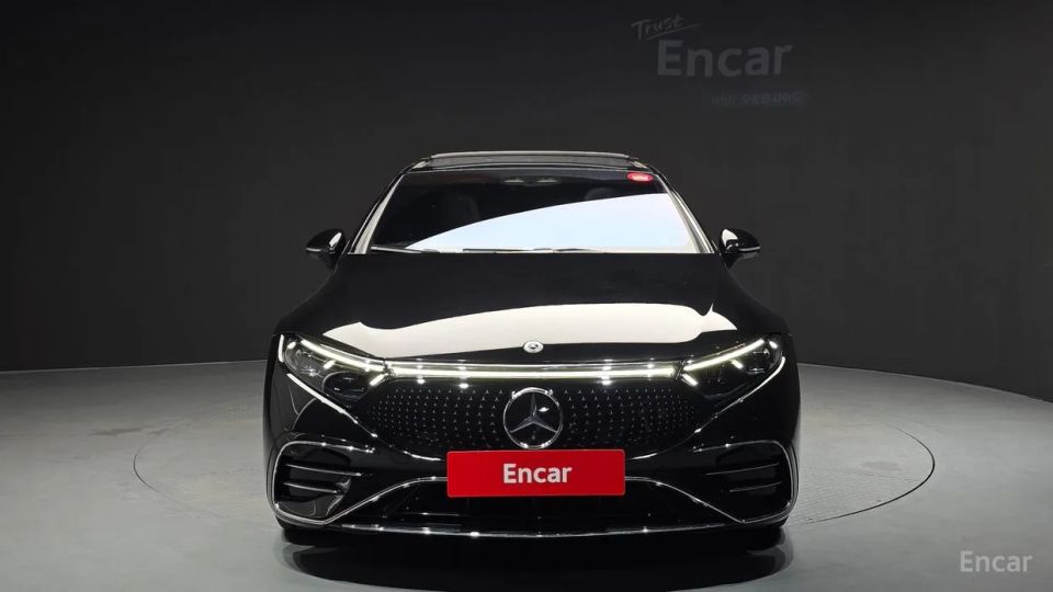 Mercedes-Benz EQS