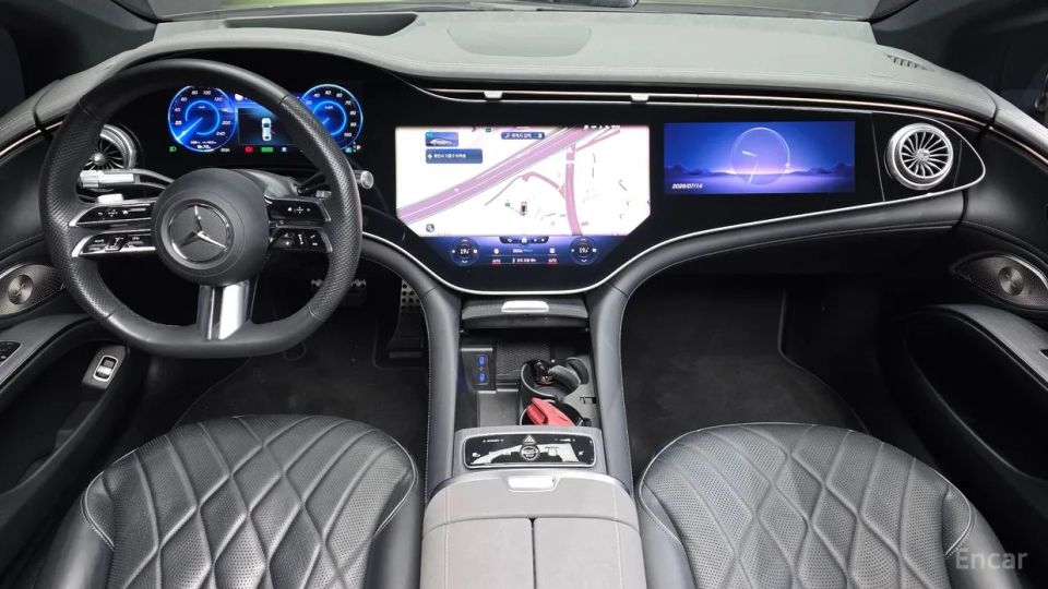 Mercedes-Benz EQS