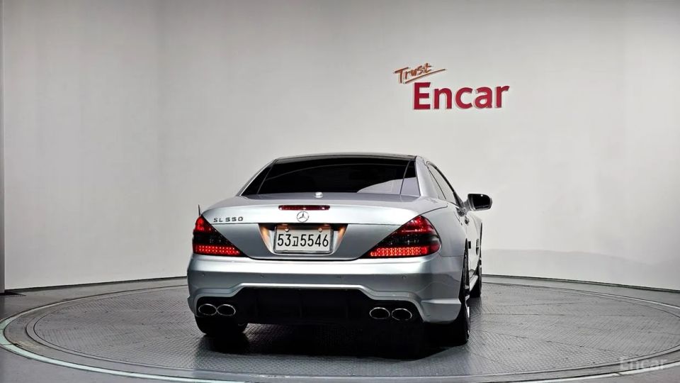 Mercedes-Benz SL-Class
