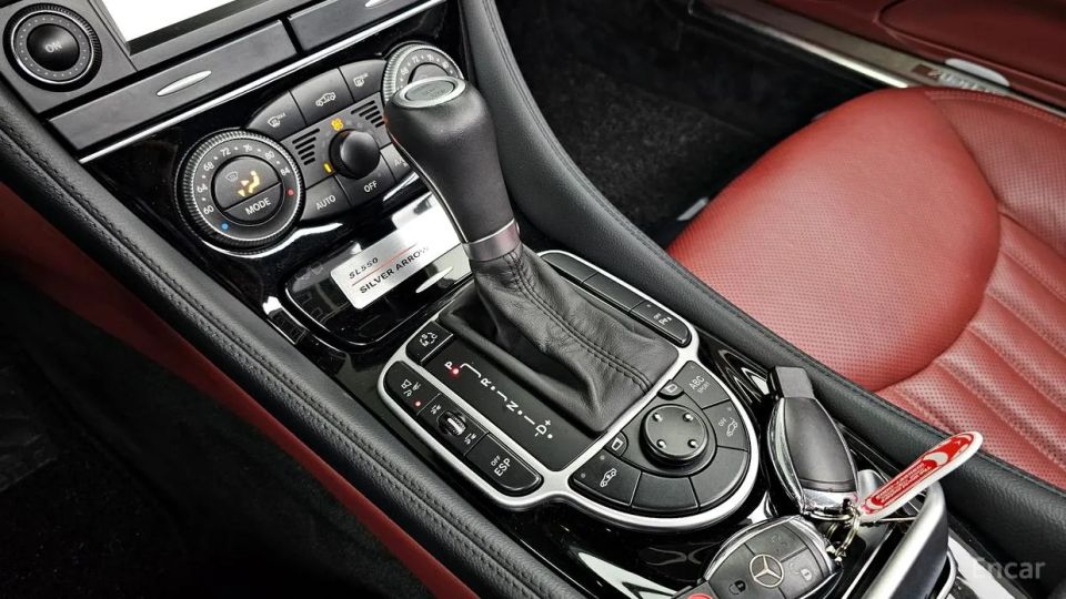Mercedes-Benz SL-Class