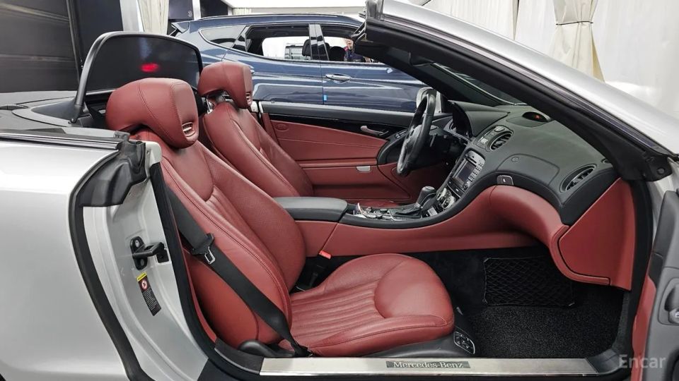 Mercedes-Benz SL-Class