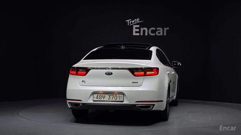 Kia K7
