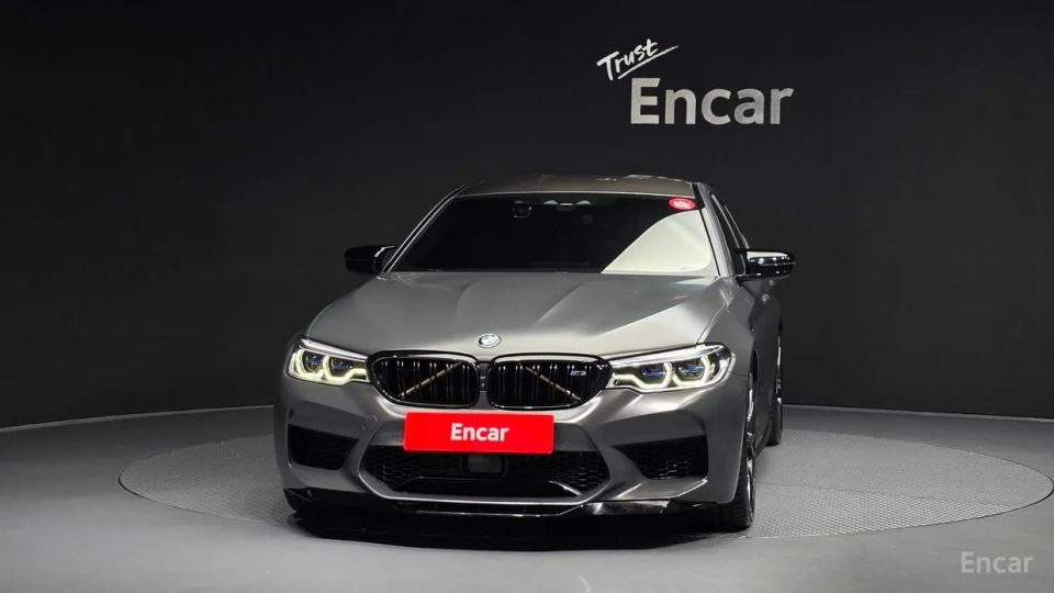 BMW M5