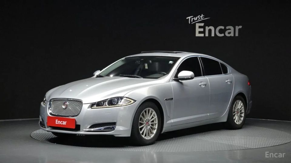 Jaguar xf