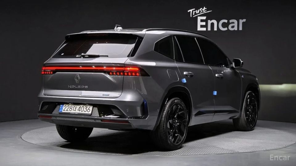 Renault-KoreaSamsung Grand Koleos