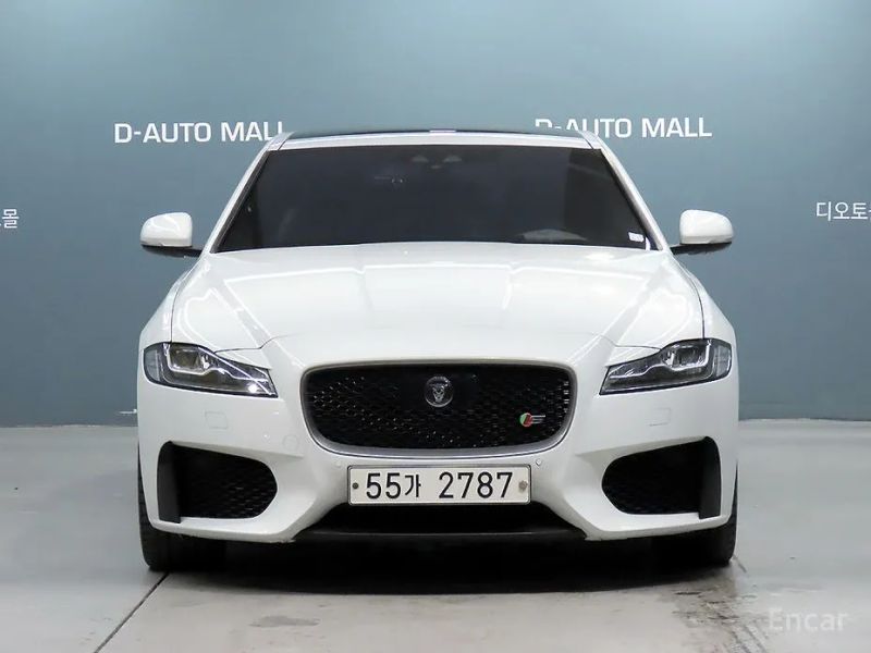 Jaguar xf